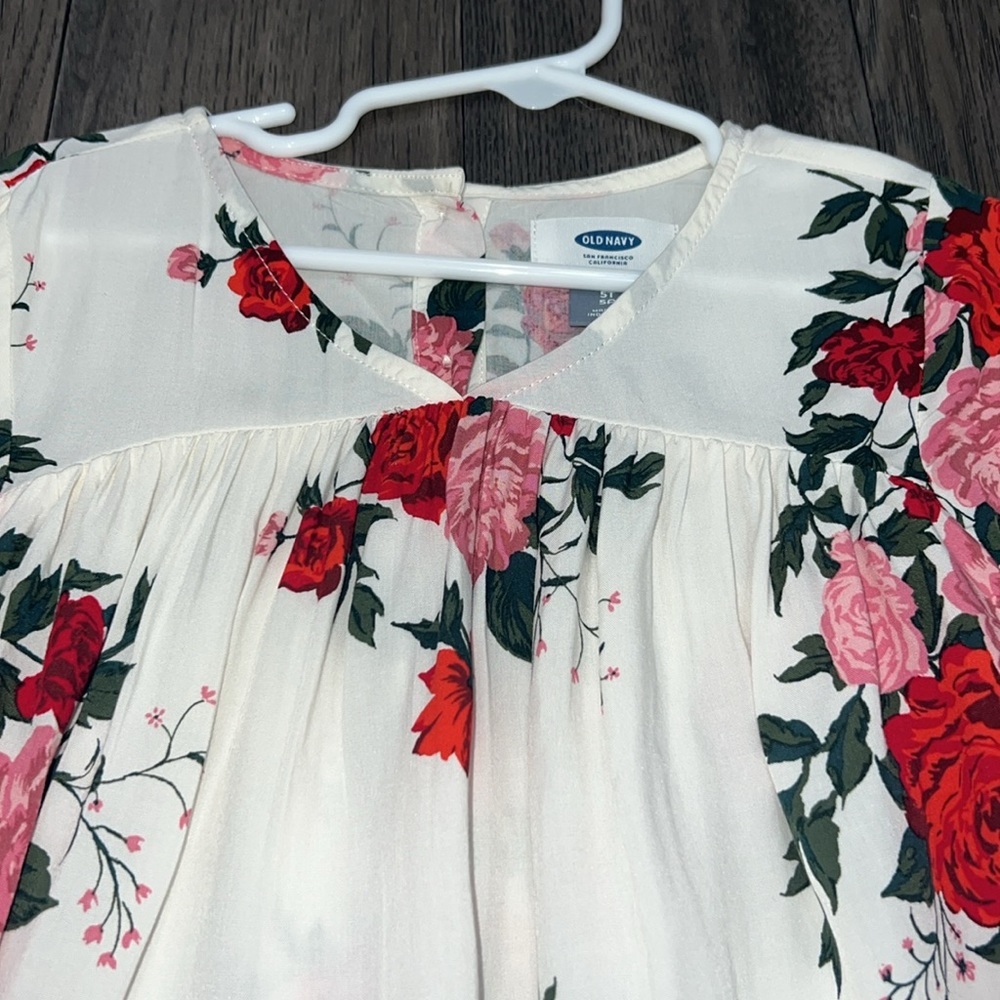 Old Navy girls Flowey long sleeve V-neck floral dressy shirt - Picture 3 of 7